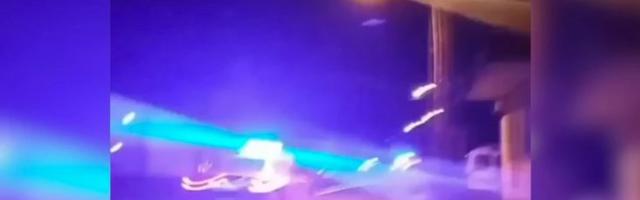 FILMSKA POTJERA – U Prijepolju probio rampu na granici, izbjegao sve policijske bokade pa se slupao