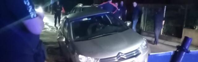 Automobilu propao ceo točak u Ulici Solunskih ratnika FOTO/VIDEO