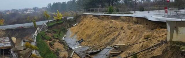 OBRUŠILI SE potporni zidovi i deo saobraćajnice kod Centara izvrsnosti