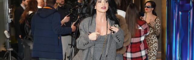 Voditeljka objavila snimak iz spavaće sobe - Jedan detalj zaboravila da sakrije (FOTO)