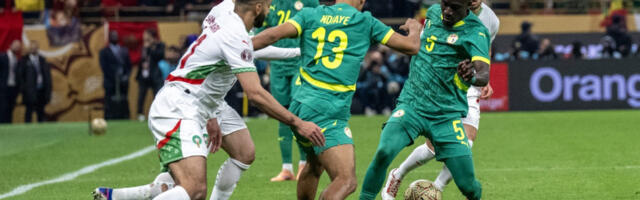 Kakav skandal u finalu Kupa afričkih nacija: Senegalci napustili teren - Mane ih vratio, pa savladali Maroko