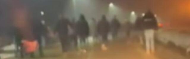 Sačekuaš u Tuzli: Navijači Crvene zvezde napadnuti na putu kući iz Malmea, veliki broj povređenih! (VIDEO)