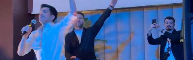 "AJMO JUGOSLOVENI!" Snimak iz Istanbula postao HIT na mrežama, Balkanci se prisetili STARIH DANA