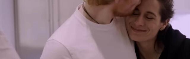 "Pozvala me je i rekla da ima rak": Pevač progovorio o supruzi koja je saznala da je bolesna dok je bila trudna