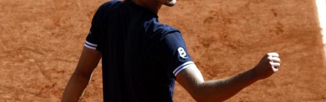 Italijan predao meč polufinala Rolan Garosa! Zverev dobio rivala u borbi za Grend slem trofej u Parizu (Foto)