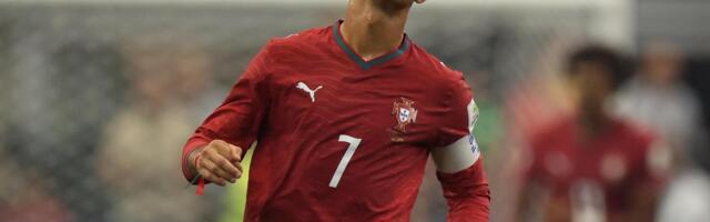 Kad Englezi raskrinkavaju demagoge, onda to zvuči ovako: Licemeri, svi ćutite kad Mesi šeta, a Ronalda razapinjete!