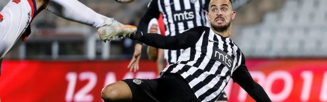 Partizan jači za Voždovac: Vratio se Holender