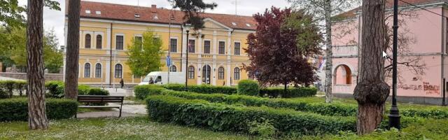 NEDELJNI KORONA PRESEK