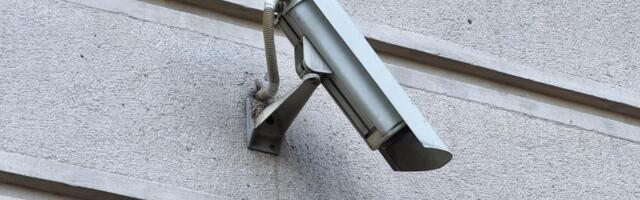 HAKOVALI KAMERE, PRAVILI SNIMKE ČAK IZ GINEKOLOŠKIH ORDINACIJA: Posle prodavali eksplicitan video materijal jednom sajtu (VIDEO)