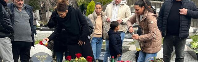 ĆERKA I DEVOJKA DŽEJA BILE NERAZDVOJNE, SADA NE PRIČAJU: Marija otkrila sve, a onda se oglasila i Andrijana