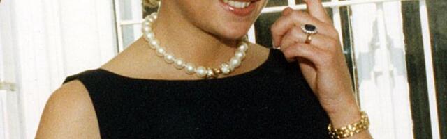 Priča koja se krije iza prstena za razvod princeze Dajane: Megan ga je nosila na venčanju i poslala jasnu poruku svekru