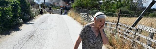 SRPSKI TURISTI U OPASNOSTI: Požar na Krfu!