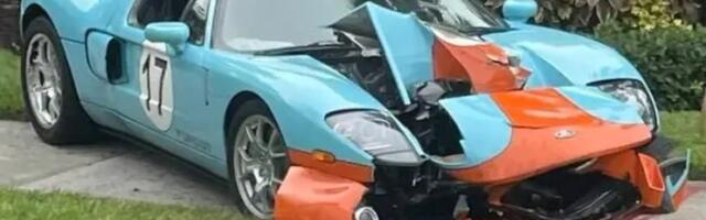 Slupao automobl vredan preko 650.000 evra jer ne ume da barata manualnim menjačem