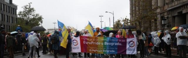 Otvorena Evroprajd šetnja: Ovde smo, uprkos zabranama