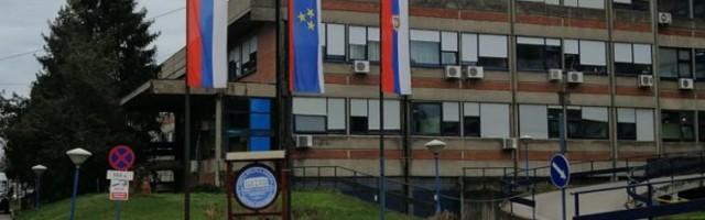 TRI DANA BEZ NOVIH SLUČAJEVA ZARAZE: Od korona virusa u Kikindi se leči šest osoba, stariji muškarac skinut s respiratora