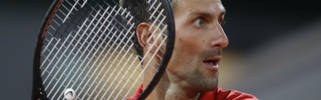 Đoković stiže Federera, čeka kraj godine da bi ušao u istoriju