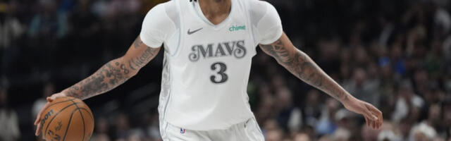 KAKAV ŠOK U NBA LIGI Dalas već spreman da se odrekne Entoni Dejvisa?!
