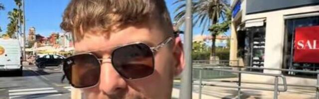 Otišao na najpopularnije ostrvo i pokazao kakvo je vreme u februaru! Ljudi gledaju i ne veruju svojim očima (VIDEO)