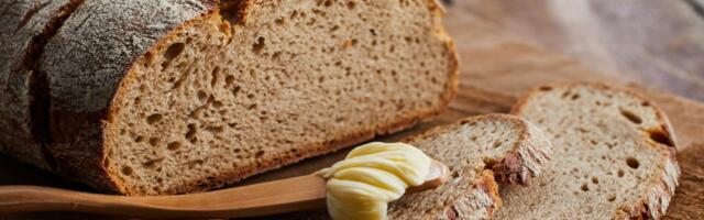 Hleb koji se ne mesi: Zdrava vekna od raži i spelte gotova bez muke, a ostaje svež danima