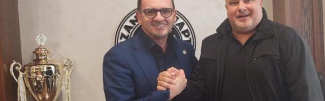 SRCE MI SE CEPA KAD VIDIM KAKO RAZAPINJU PEĐU MIJATOVIĆA: Javio se bivši igrač Partizana i rekao da legendu napadaju oni koji nisu "šutnuli mačku sa praga"