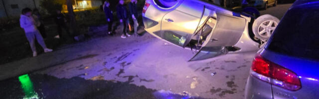 DVE DEVOJKE POVREĐENE U NESREĆI U NOVOM PAZARU Stravična nezgoda na putu (FOTO)