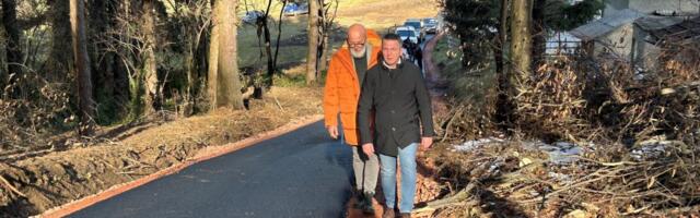 U toku asfaltiranje dva kilometra lokalnog puta u Gornjim Branetićima