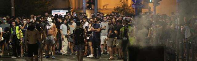 Ljudi, pogledajte patološku mržnju i bolest blokadera: Raduju se jer je čovek od 45 godina umro od infarkta (FOTO)