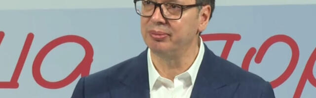 Predsednik Vučić: “Oni nude nasilje, a mi fabrike, škole i poslove” (VIDEO)