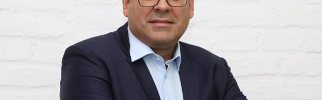 UDARNA PESNICA: Autogol