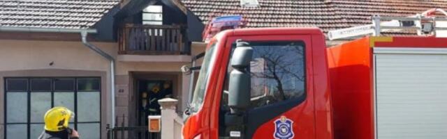 ZAPALIO SE KROV NA KUĆI! Vatrogasci brzo lokalizovali požar u Malom Golovodu kod Kruševca!