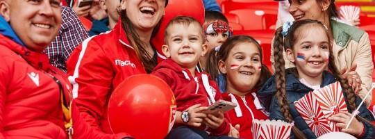 ZVEZDA ZOVE KLINCE I KLINCEZE NA UTAKMICU PROTIV ČUKARIČKOG: Mame, tate, bake i deke povedite decu i unuke, ulaz je besplatan