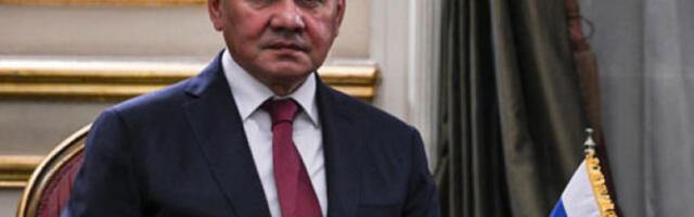 Шојгу са Лариџанијем осудио покушај страног мешања у питања Ирана