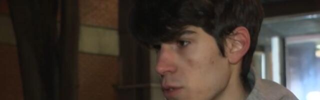 Student posle izbacivanja akademaca iz Filozofskog fakulteta u NS:  U zgradi ostala samo uprava!