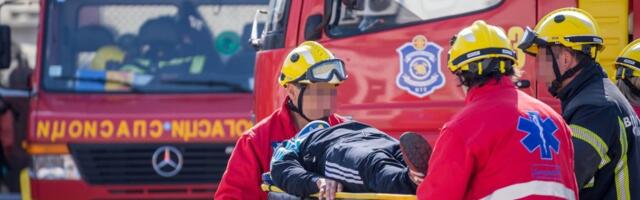 Užas u Novom Sadu: Osoba pala sa Petrovaradinske tvđave, hitno prevezena u bolnicu