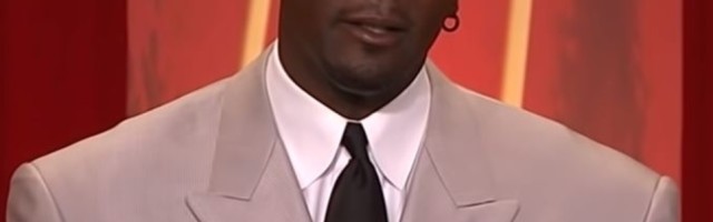 Njegov dres je prodat po rekordnoj ceni