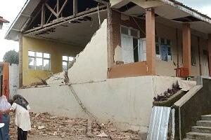 У земљотресу у Индонезији више од 160 погинулих, наставља се потрага за преживелима