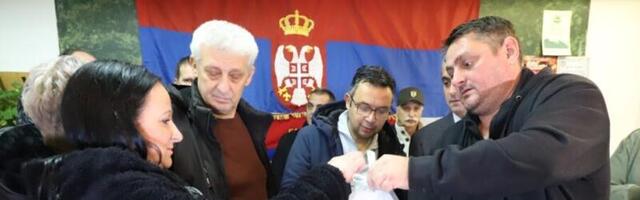 Grad poklonio pakete kućne hemije niškim veteranima i borcima