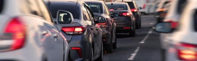 Račani kreću na protest privatnim automobilima, traktoristi juče stigli u Beograd