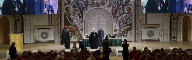 Патријарх Кирил одликовао Игора Дамјановића у Храму Христа Спаситеља