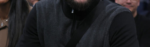 Uuuu, vidi ti Žofrija - Lovernj u besnoj mašini od 140.000 evra došao na derbi (VIDEO)