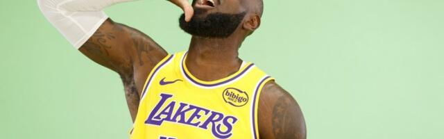 Poznato koji će broj na dresu nositi Lebron Džejms