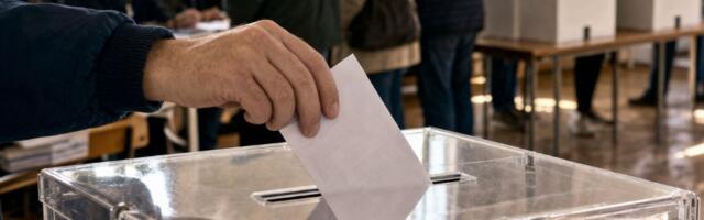 Istraživanje NSPM: Studentska lista dva procenta ispred SNS, još četiri liste iznad cenzusa