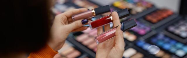 5 boja ruževa koje svaka žena voli da koristi: Ostavljaju najjači utisak i moraju biti u svakom neseseru