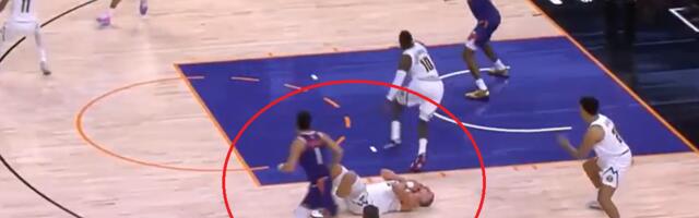 Skandal: Amerikanac udario Jokića laktom u glavu, Srbin ostao da leži na zemlji, a sudije se ponele sramno /VIDEO/