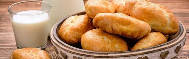 Najmekše domaće piroške: Recept od kog ide voda na usta, a spremne su začas