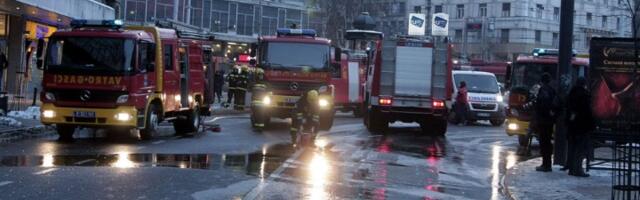 "Vlasnica je ostavila nešto u stanu i to je puklo kao bomba": Očevici požara o užasu u Cerak Vinogradima