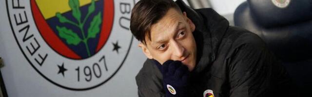 Fener zvanično saopštio: Mesut Ozil izbačen iz tima