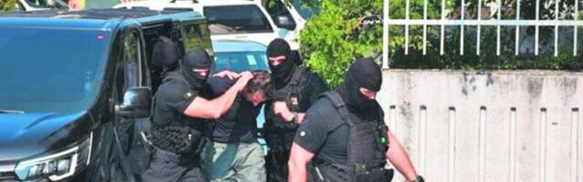 AKCIJA SPRSKE POLICIJE U ŠPANIJI! Tokom pretresa stana pronašli 5.400 stabljika marihuane i falsifikovane novčanice