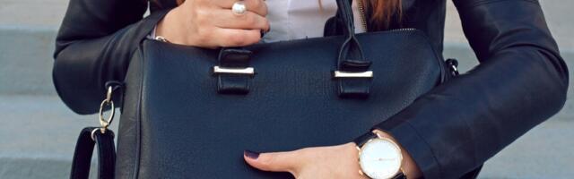 12 elegantnih i bezvremenskih crnih torbi za jutro i veče