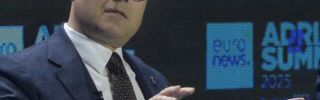 Вучевић: Увек ће побеђивати они који воле Србију